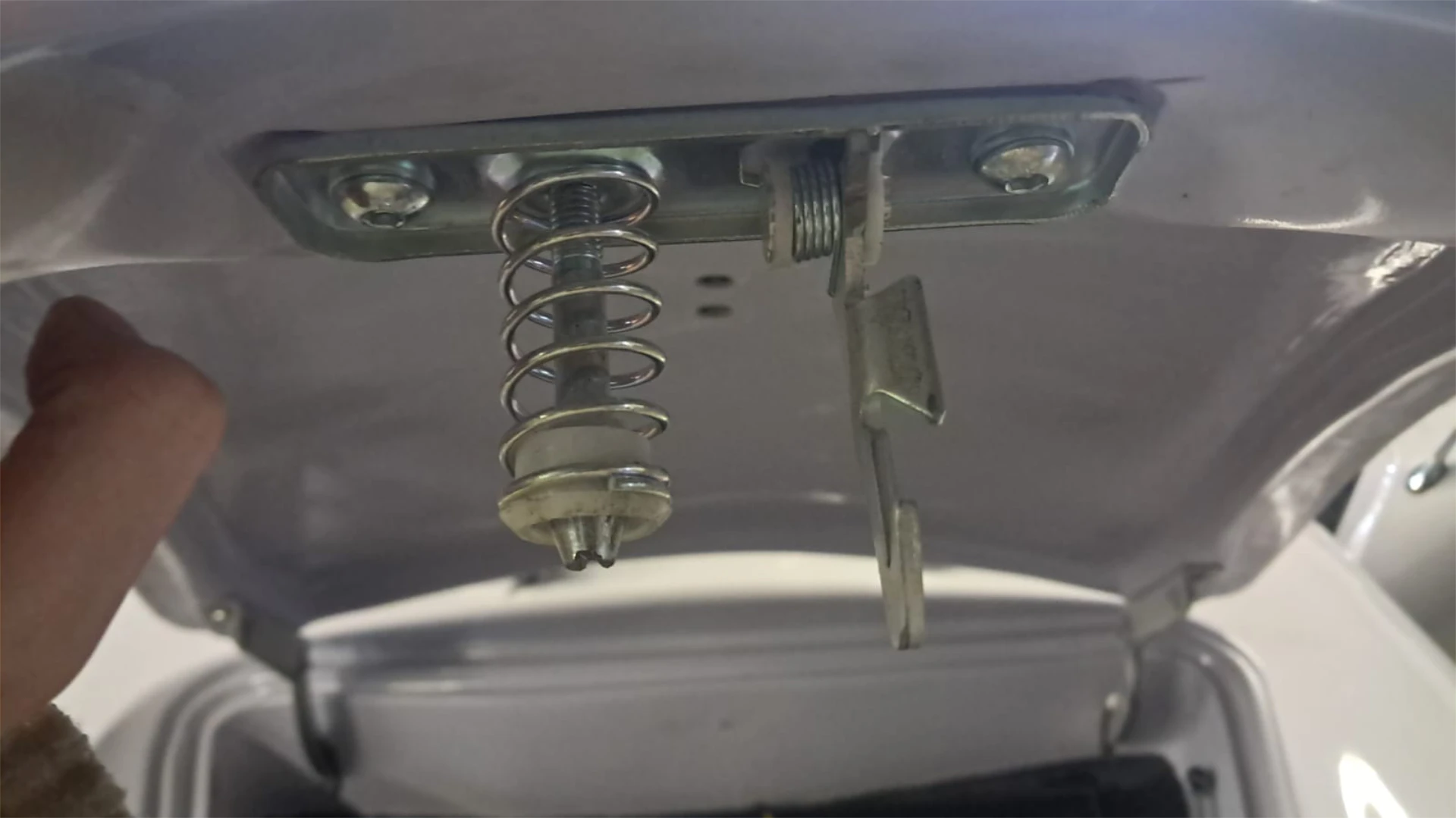 Front Bonnet Lock Top for Porche 356